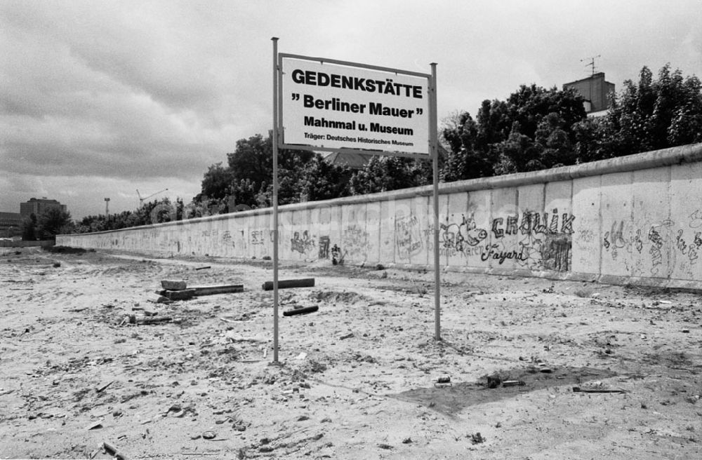 DDR-Fotoarchiv: - Mauer Bernauer Straße Umschlagnummer: 7450