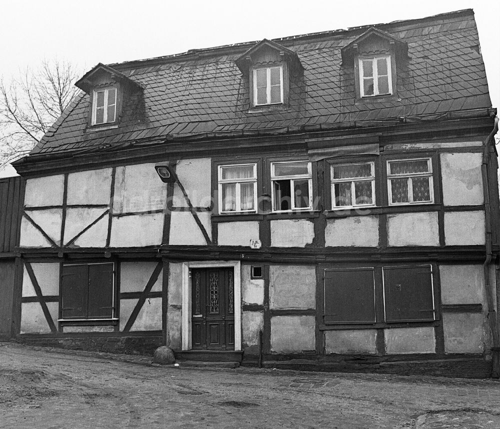DDR-Bildarchiv: Halberstadt - Mehrfamilienhaus Der Steinhoff in Halberstadt in Sachsen-Anhalt in der DDR