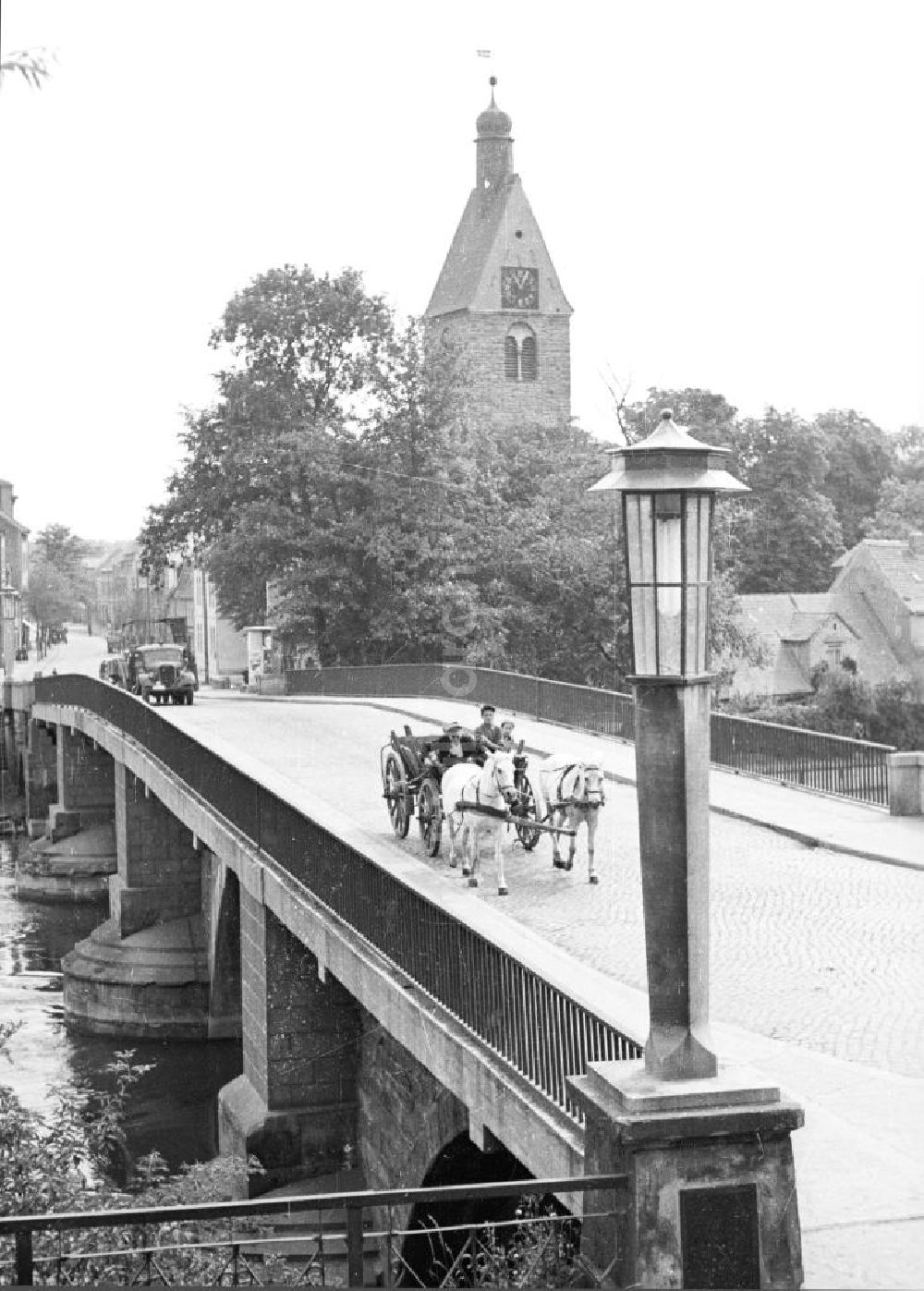 DDR-Bildarchiv: Merseburg - Merseburg, Saalebrücke zum Neumarkt, 1957