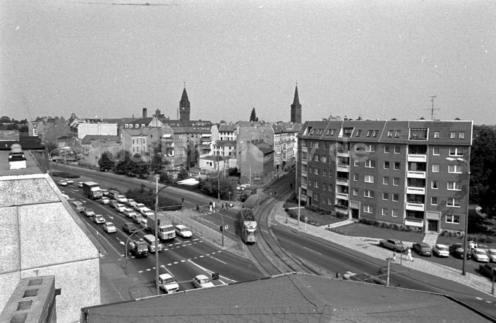 DDR-Bildarchiv: Berlin-Köpenick - Müggelheimerstr. - Neubauten 04.07.89 Foto:Grahn Umschlag: 0798