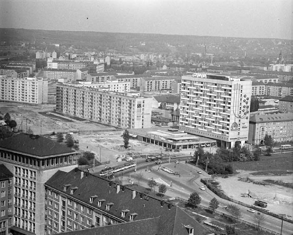 DDR-Bildarchiv: Dresden - Modellaufnahmen von Dreseden