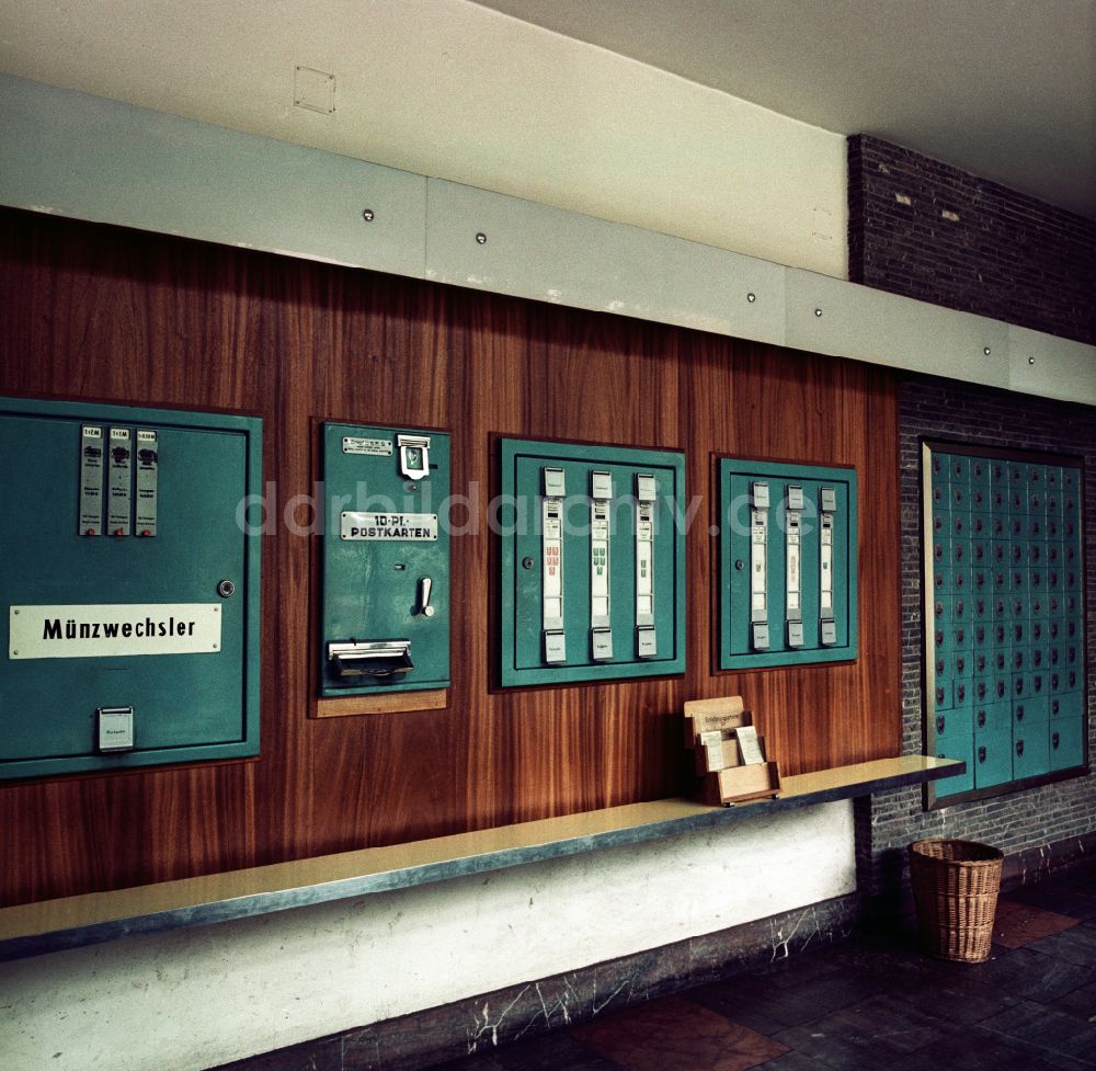 DDR-Fotoarchiv: Potsdam - Moderne Post-Serviceanlage in Potsdam in der DDR