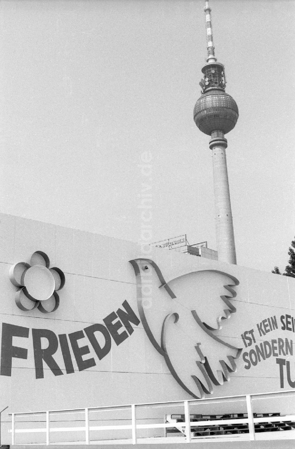 DDR-Fotoarchiv: Berlin - Nationales Jugendfestival in Ostberlin in der DDR