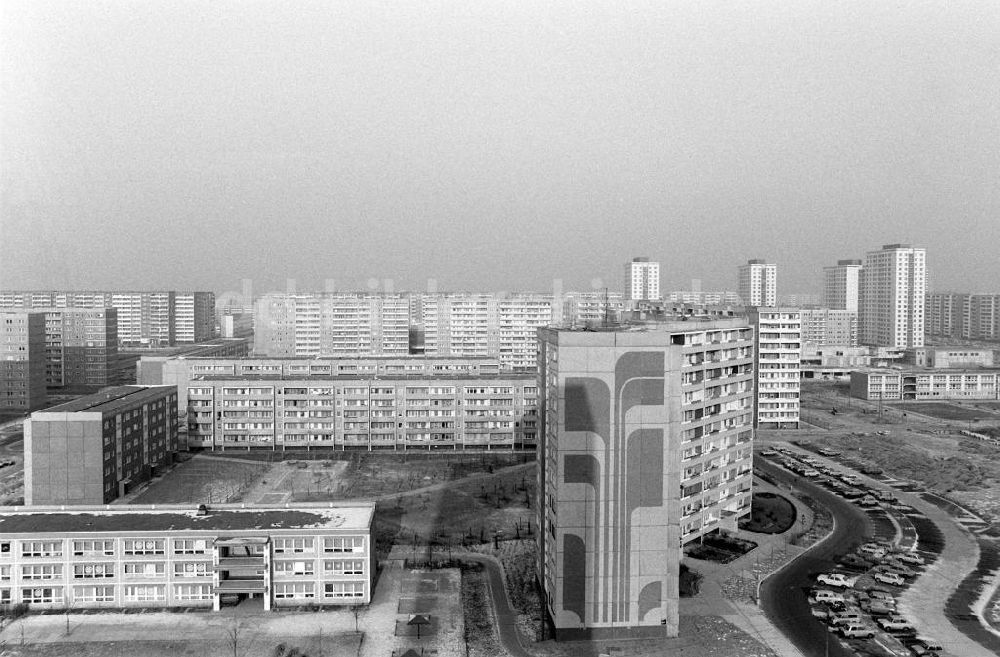 DDR-Fotoarchiv: Berlin - Neubaugebiet / Plattenbau in Berlin-Marzahn