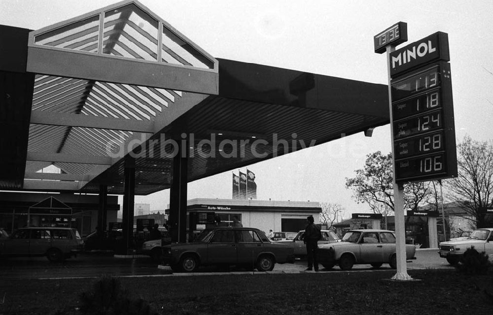 DDR-Bildarchiv: - Neue Minol-Tankstelle Umschlag:7272