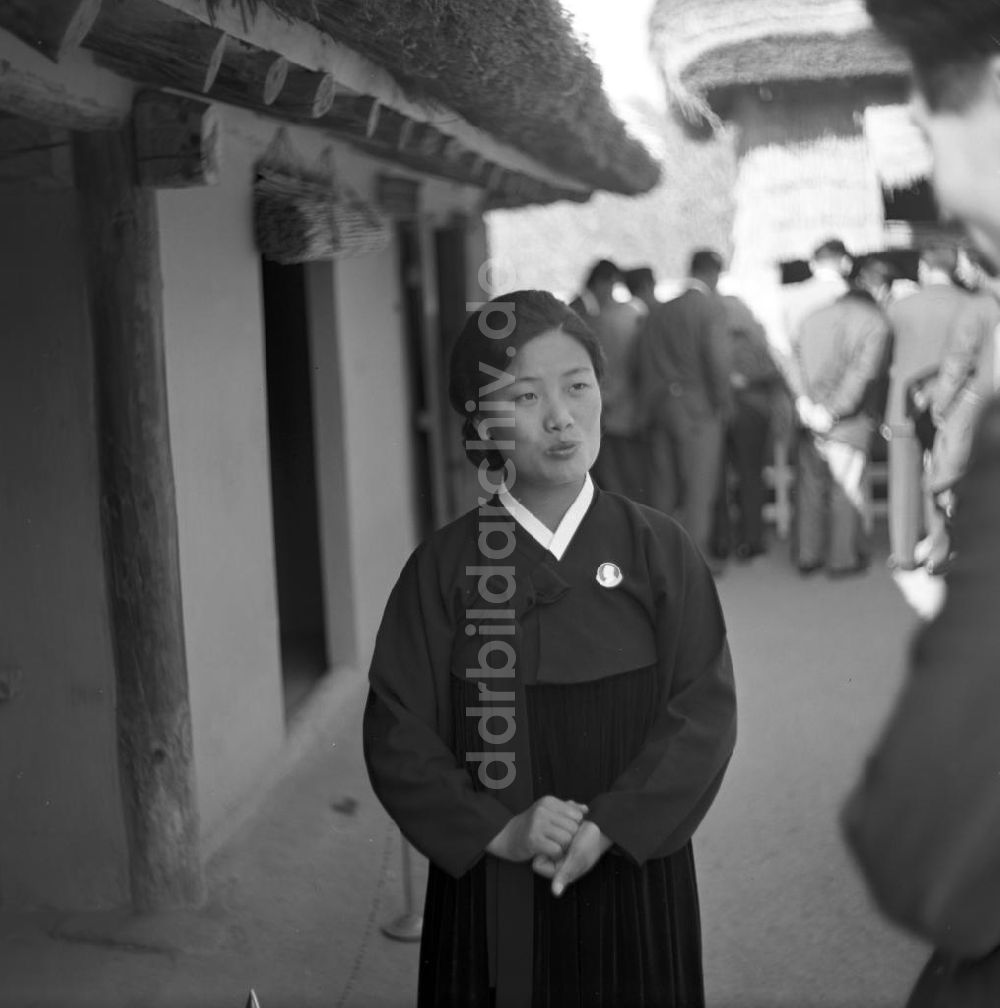 DDR-Fotoarchiv: Mangyongdae - Nordkorea historisch - Geburtshaus von Kim Il Sung 1971