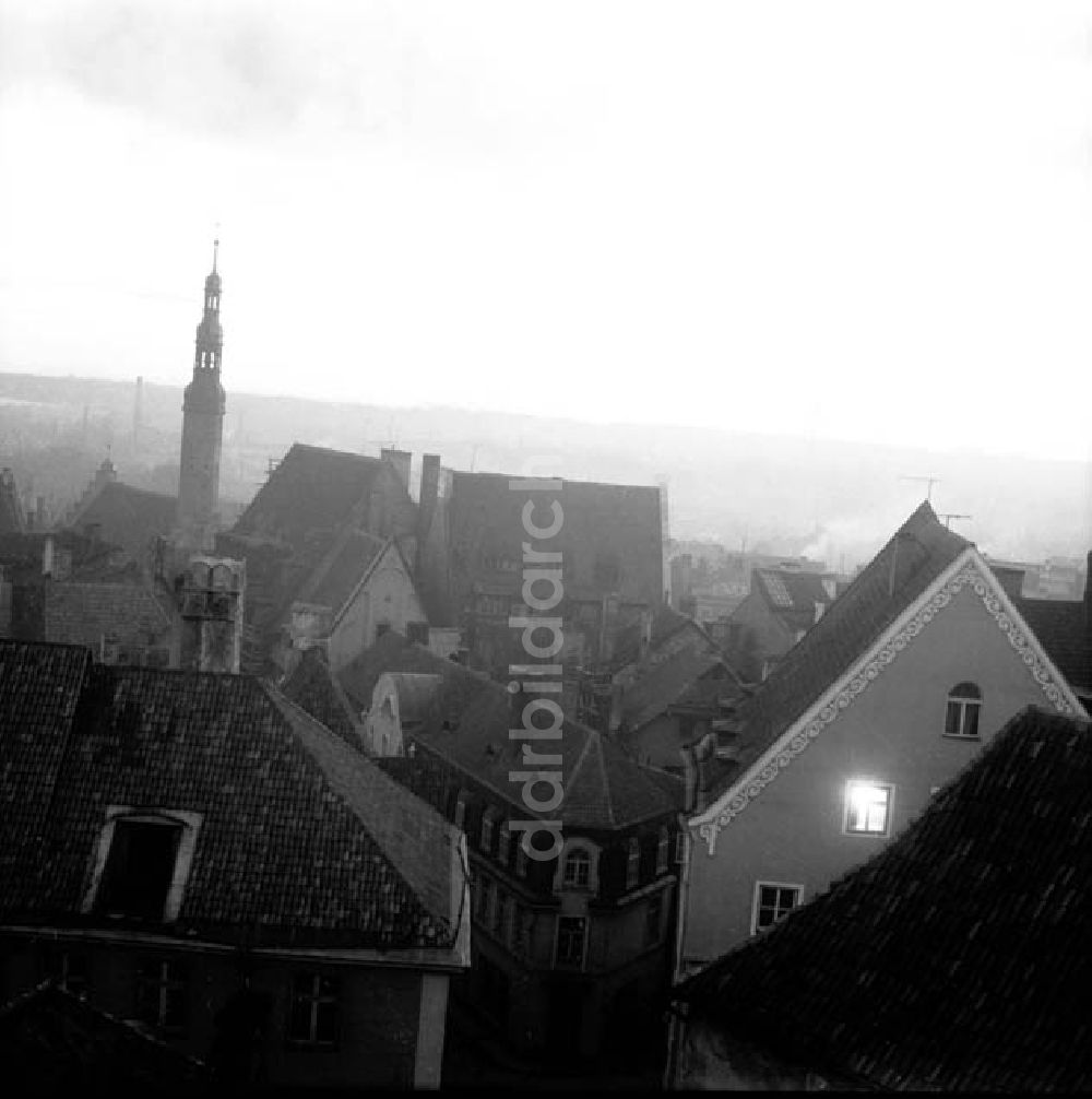 Tallinn / Estland: November 1966 Tallinn: Stadtansicht Blick vom Domberg Foto: Schönfeld