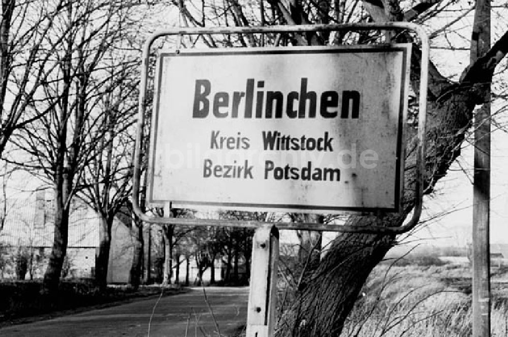 DDR-Fotoarchiv: Brandenburg - 13.11.1986 Ortseingangsschild und Ausgangsschild von der Statd B