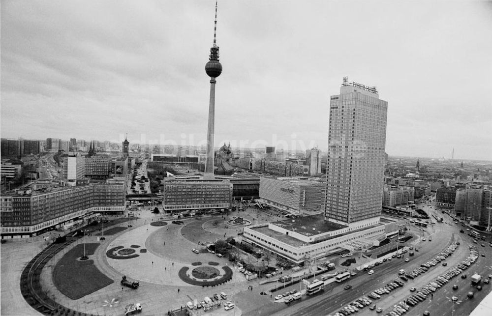 DDR-Fotoarchiv: Berlin - Panorama Berliner Alexanderplatz