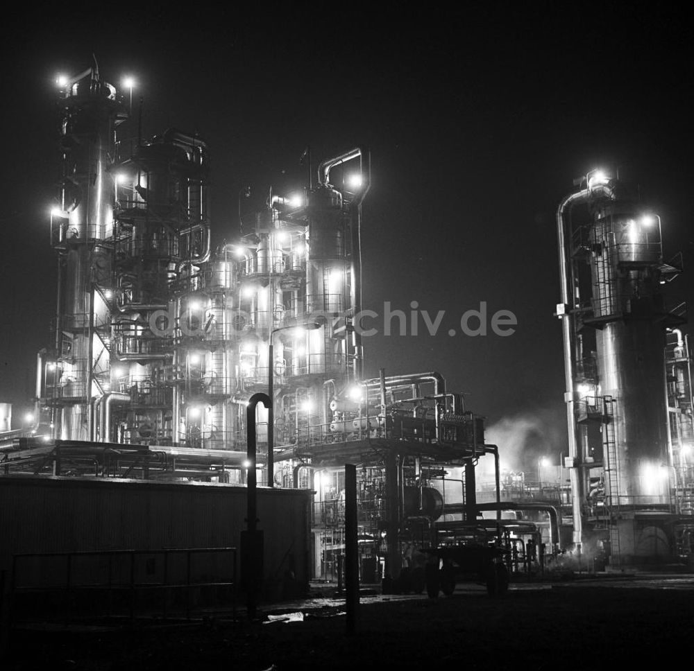DDR-Bildarchiv: Schwedt - Paraffin-Fabrikationsanlage Schwedt