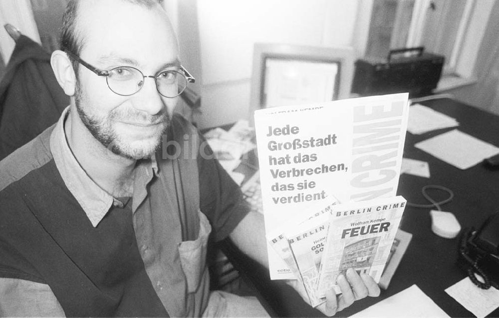 DDR-Fotoarchiv: Berlin - Portrait Kriminalliteraturverleger Frank Goyke 09.02.1993