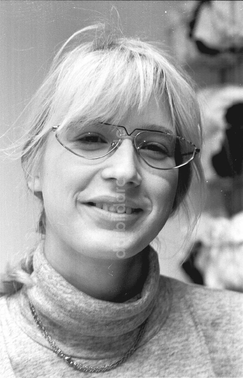 DDR-Bildarchiv: Berlin - Portrait Marlies Gehricke , Tochter von Herbert Sandberg 11.11.1992