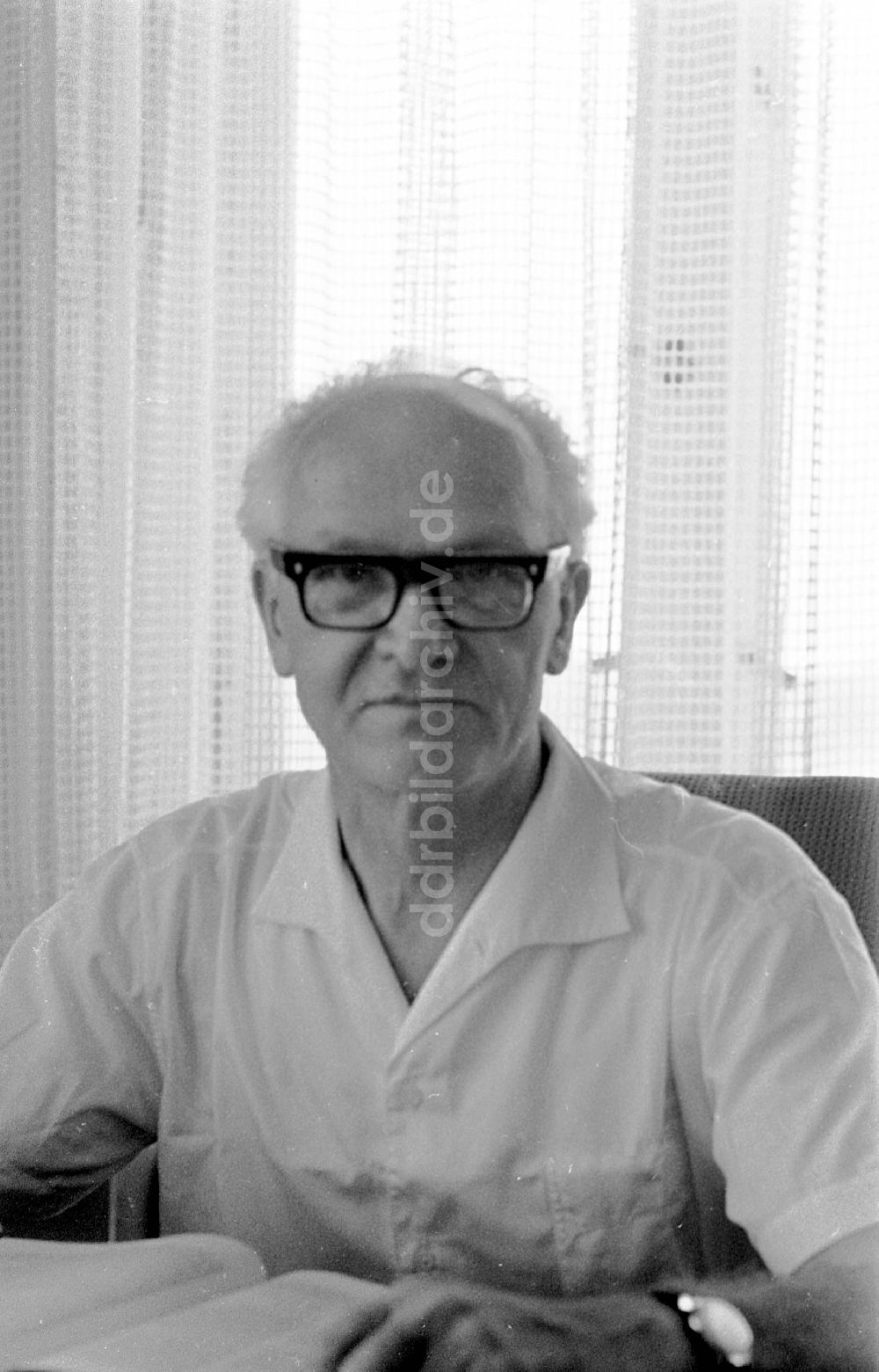 DDR-Fotoarchiv: - Portrait von Prof