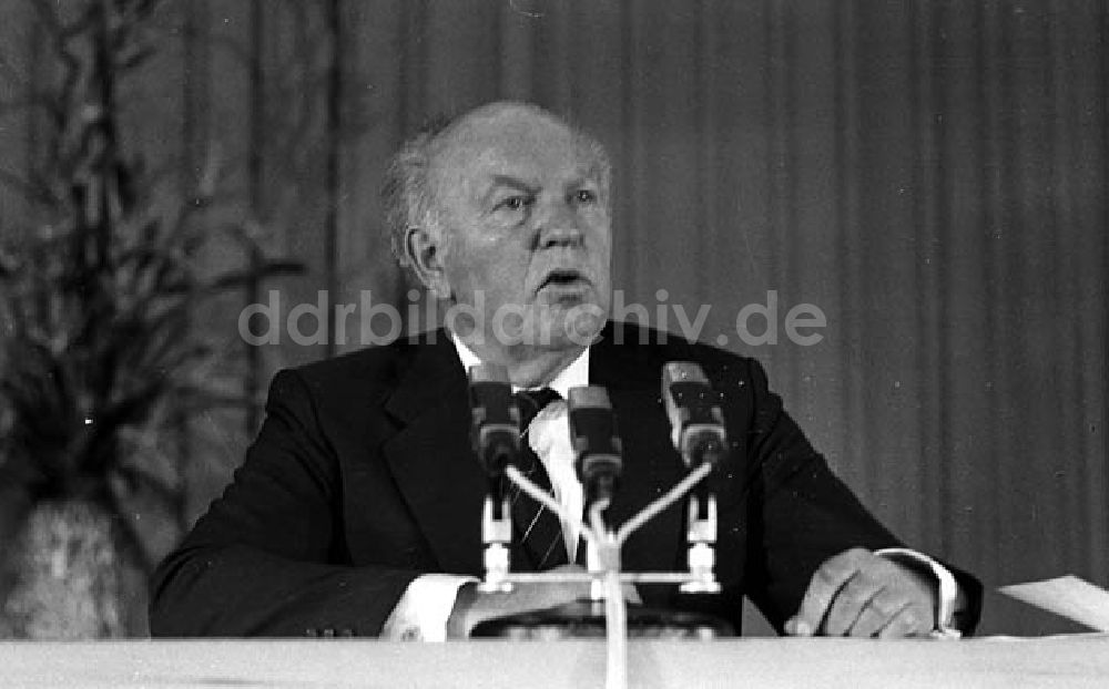 DDR-Bildarchiv: - Pressekonferenz zum Staatsbesuch Helmut Schmidt in der DDR