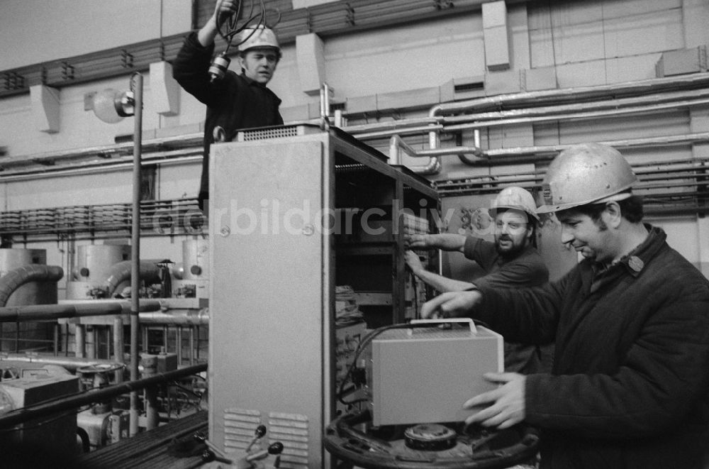 Hagenwerder: Produktionsstätte und Betriebsanlagen des Das Kraftwerk Hagenwerder, zu DDR-Zeiten auch Kraftwerk „Völkerfreundschaft“ genannt, in Hagenwerder in Sachsen in der DDR