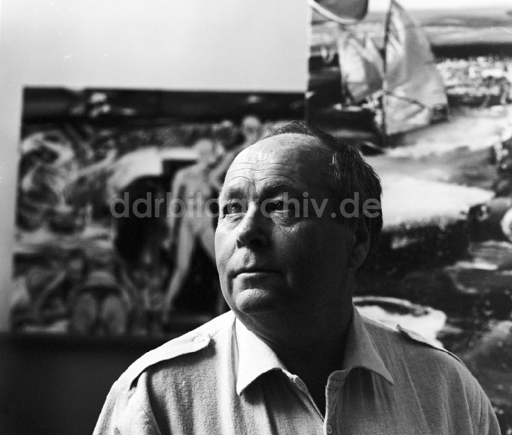 Berlin: Professor Walter Womacka ( 1925-2010 ) in seinem Atelier in Berlin-Mitte