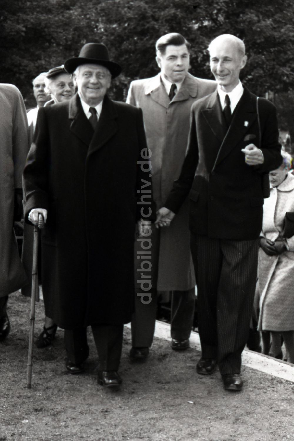 Hoppegarten: Präsident Wilhelm Pieck auf der Galopprennbahn in Hoppegarten in Brandenburg in der DDR