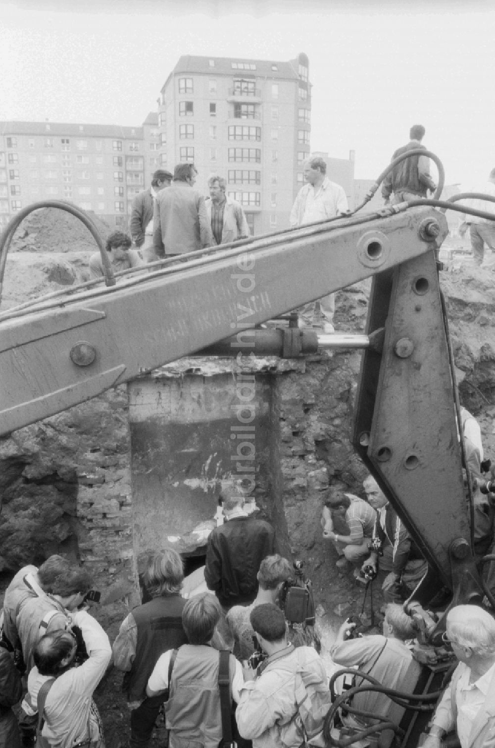 DDR-Fotoarchiv: Berlin - Reste der Bunkeranlagen Führerbunker - Reichskanzlei in Berlin in der DDR
