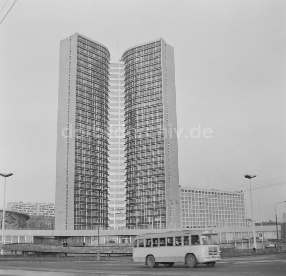 DDR-Fotoarchiv: Moskau - RGW Gebäude in Moskau in Russland