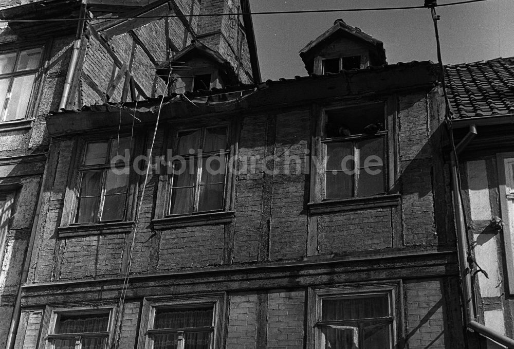 DDR-Fotoarchiv: Halberstadt - Ruine des Fachwerkbaus an der Gröperstraße in Halberstadt in Sachsen-Anhalt in der DDR