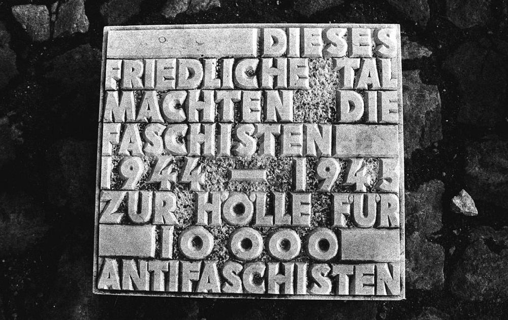Sachsen-Anhalt: Sachsen-Anhalt Gedenktafel für Antifaschismus Foto: Lenke