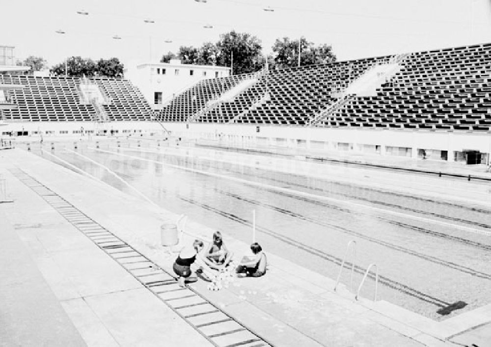 DDR-Bildarchiv: - Schwimmstadion Karl-Friedrich-Friesen-Stadion