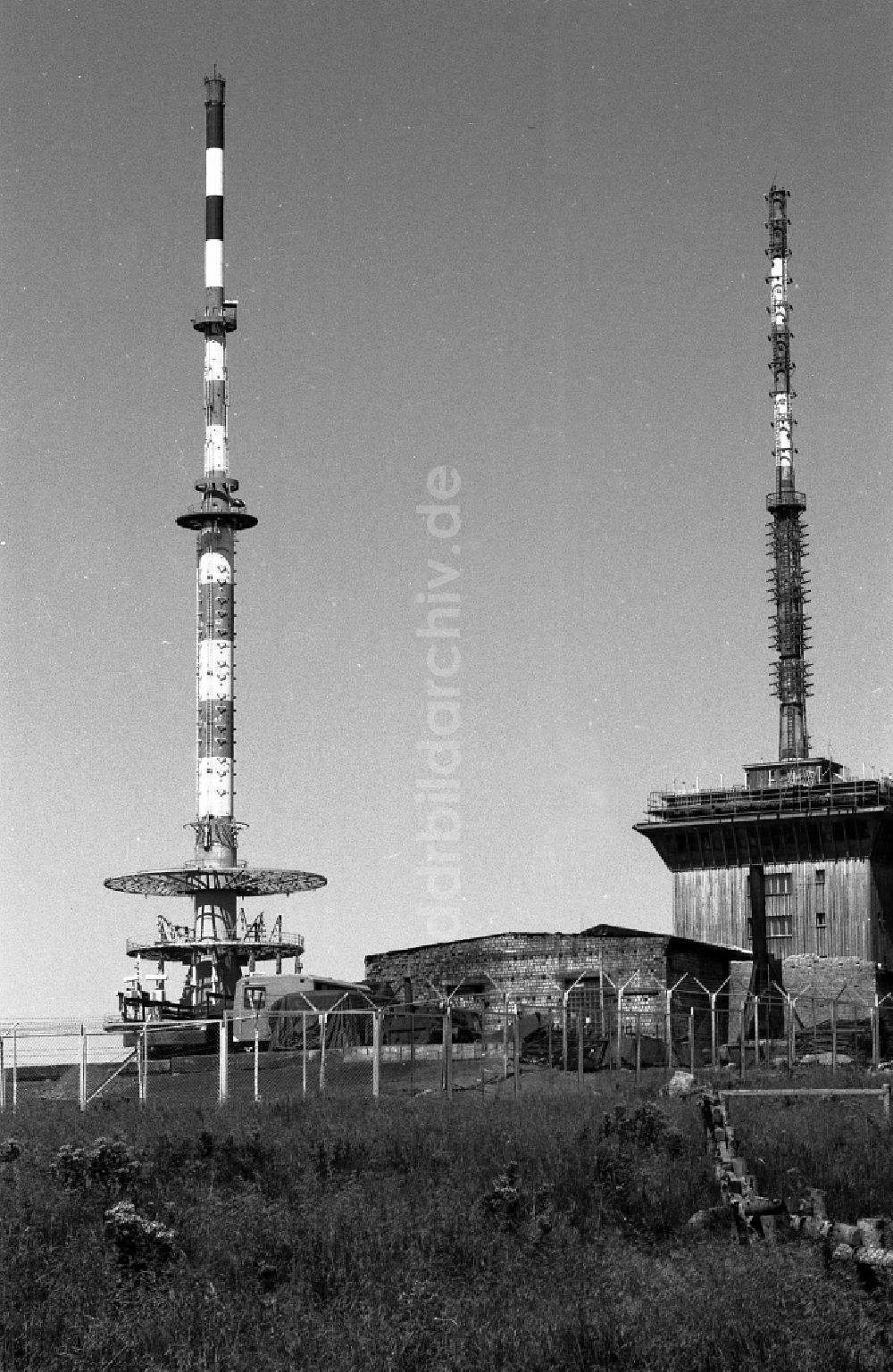 Schierke: Sende- und Funktechnik - Militärtechnik der GSSD - Rote Armee auf dem Gipfel des Brocken Plateau in Schierke in Sachsen-Anhalt in der DDR