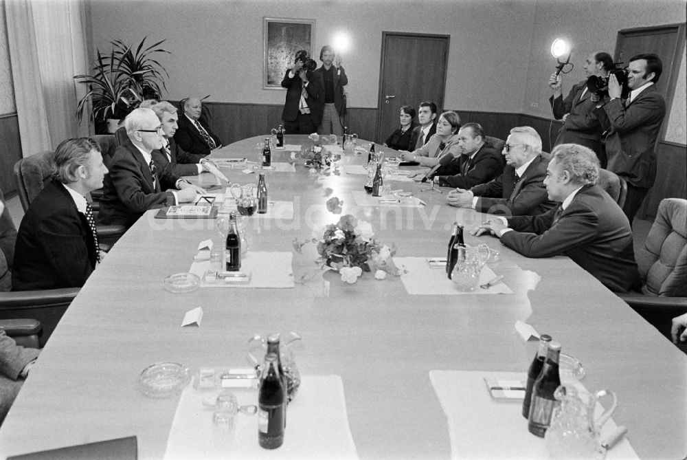 DDR-Bildarchiv: Berlin - Staatsakt und Empfang im Ministerrat der DDR in Berlin