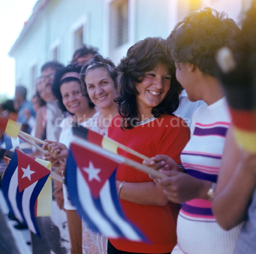 DDR-Bildarchiv: Havanna - Staatsbesuch Erich Honecker 1974 in Kuba / Cuba - Empfang