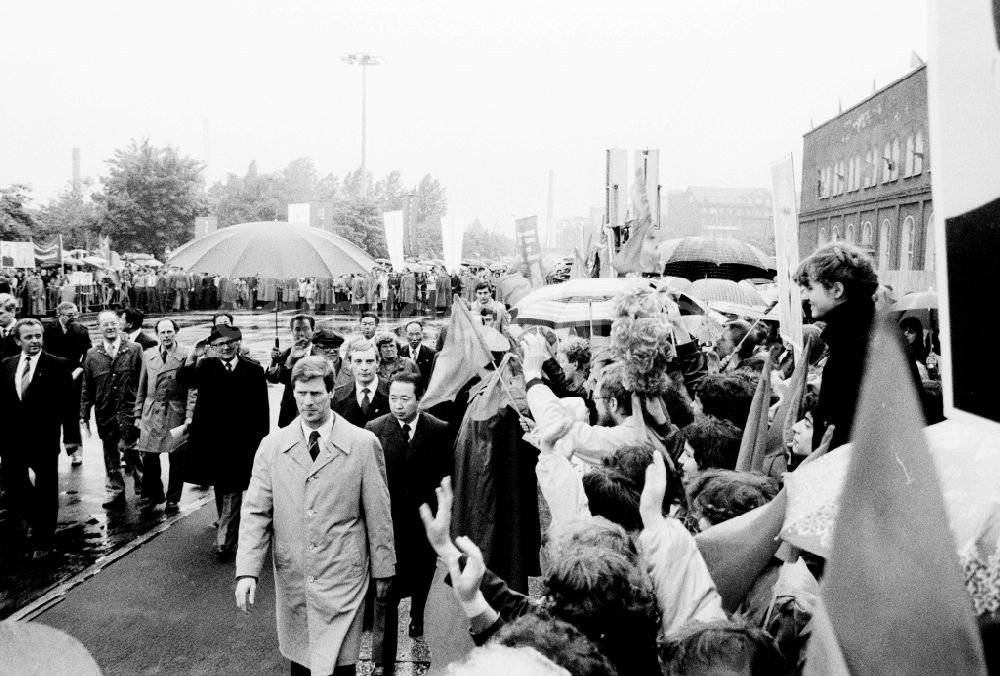 DDR-Fotoarchiv: Berlin - Staatsbesuch des Präsidenten der Demokratische Volksrepublik Korea ( Nordkorea ) in Berlin - Hauptstadt der DDR ( Deutsche Demokratische Republik )