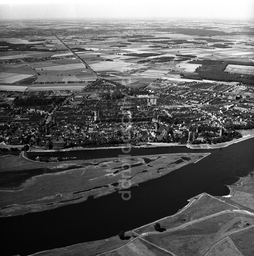 DDR-Fotoarchiv: Tangermünde - Stadtansicht von Tangermünde