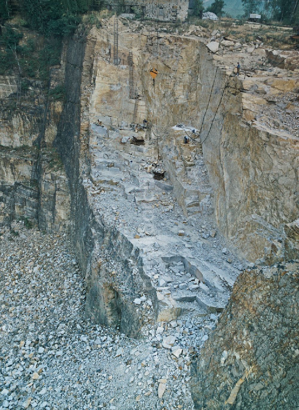 DDR-Fotoarchiv: Horka - Steinbruch zum Abbau von Granit in Horka in der DDR