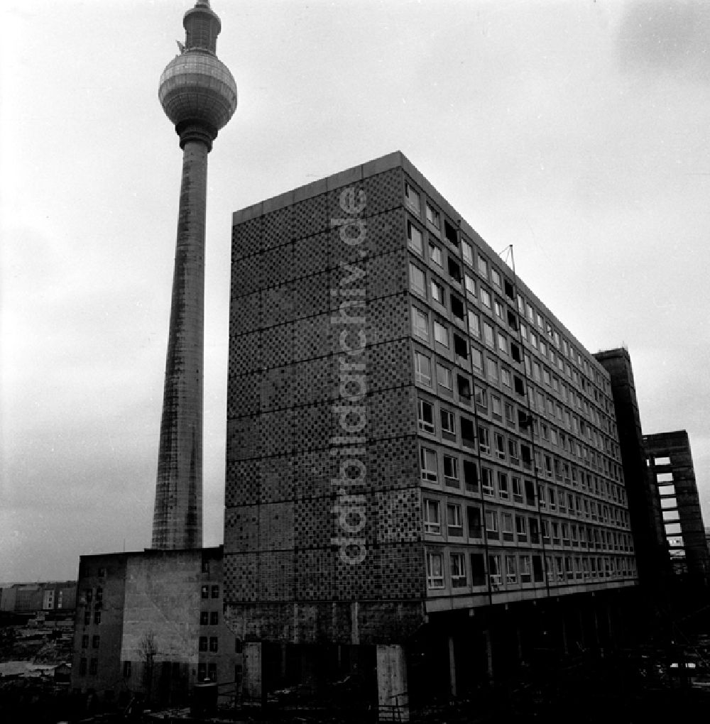 DDR-Fotoarchiv: Berlin - Stralauer Straße und Rathausstraße