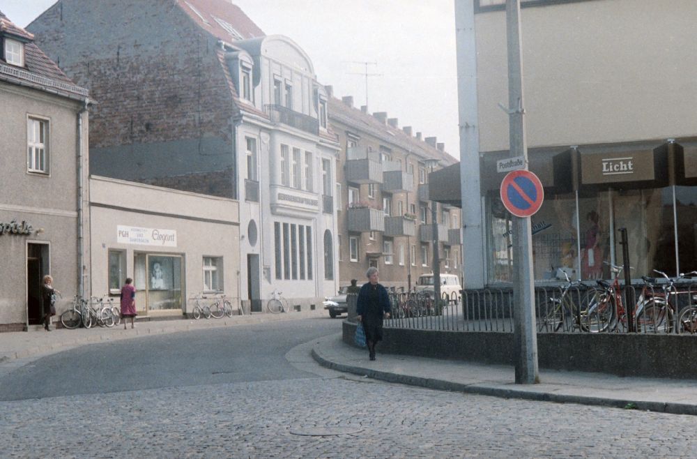 Lübben (Spreewald): Straßenzustand in Lübben (Spreewald) in der DDR