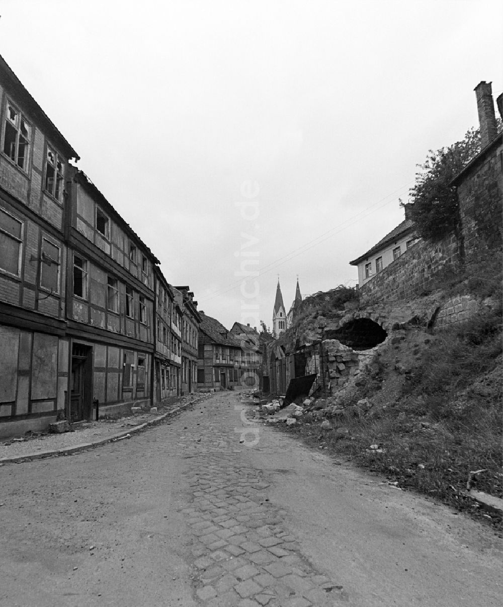 DDR-Fotoarchiv: Halberstadt - Stützmauer Peterstreppe in Halberstadt in Sachsen-Anhalt in der DDR
