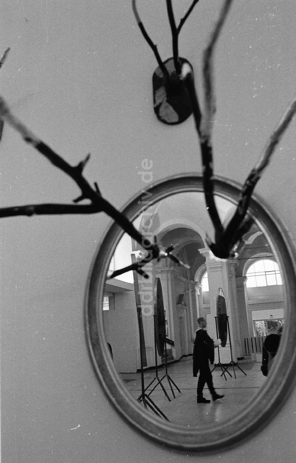 DDR-Fotoarchiv: Berlin - 12.06.92 Tag der offenen Tür in der Hochschule der Bildenen Künste