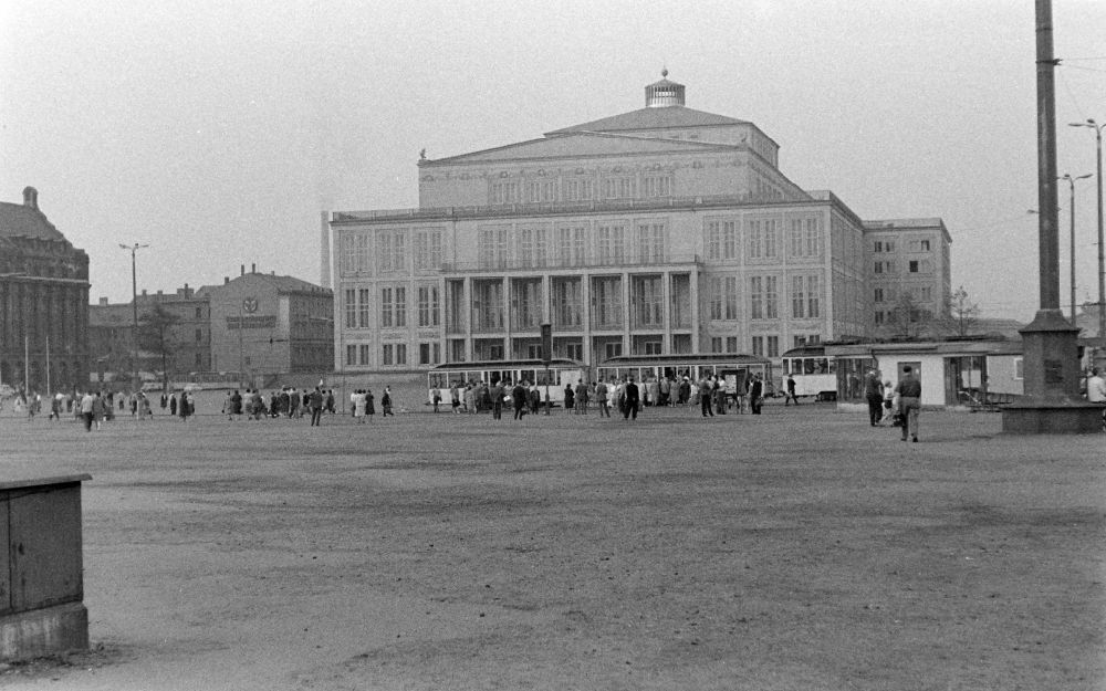 Leipzig: Theaterhaus der Oper in Leipzig in der DDR