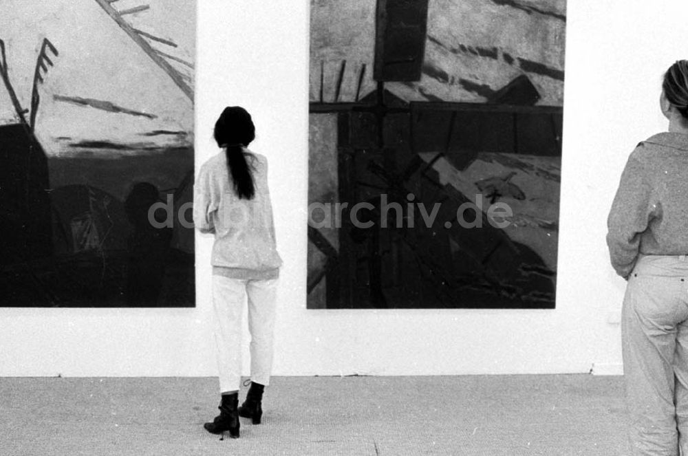 DDR-Fotoarchiv: Berlin - Thema:Bachmann Ausstellung in der Buderpester Str. 42, Berlin Foto:Lange Umschlagsnummer: 1992-29