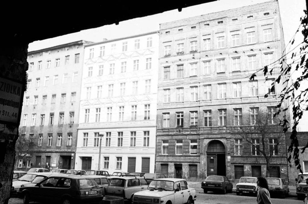 Berlin / Prenzlauerberg: Thema:Oderberger Str. Berlin Foto:Lange Umschlagsnummer: 1992-30