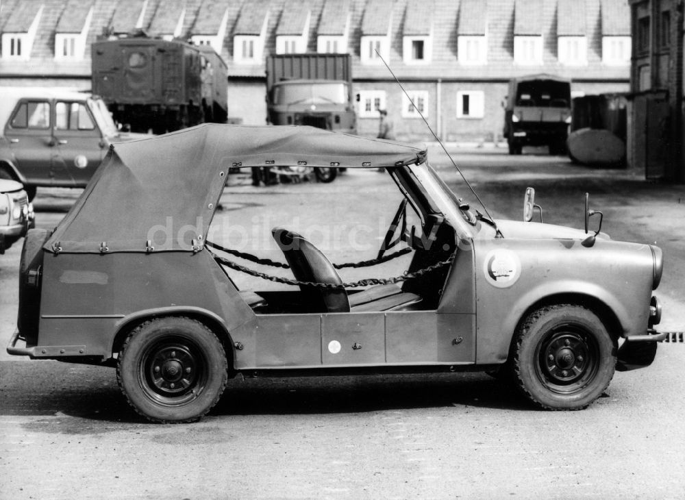 DDR-Fotoarchiv: Abbenrode - Trabant Kübelwagen im Fuhrpark der Grenztruppen der DDR