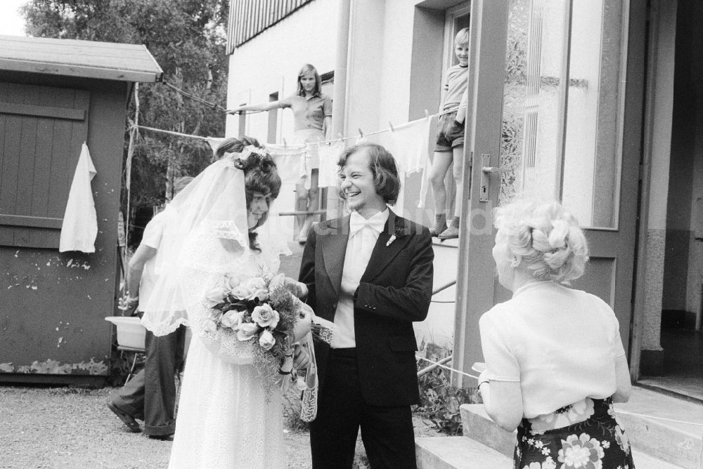 DDR-Bildarchiv: Scheibenberg - Traditionelle Hochzeit in Scheibenberg in Sachsen in der DDR