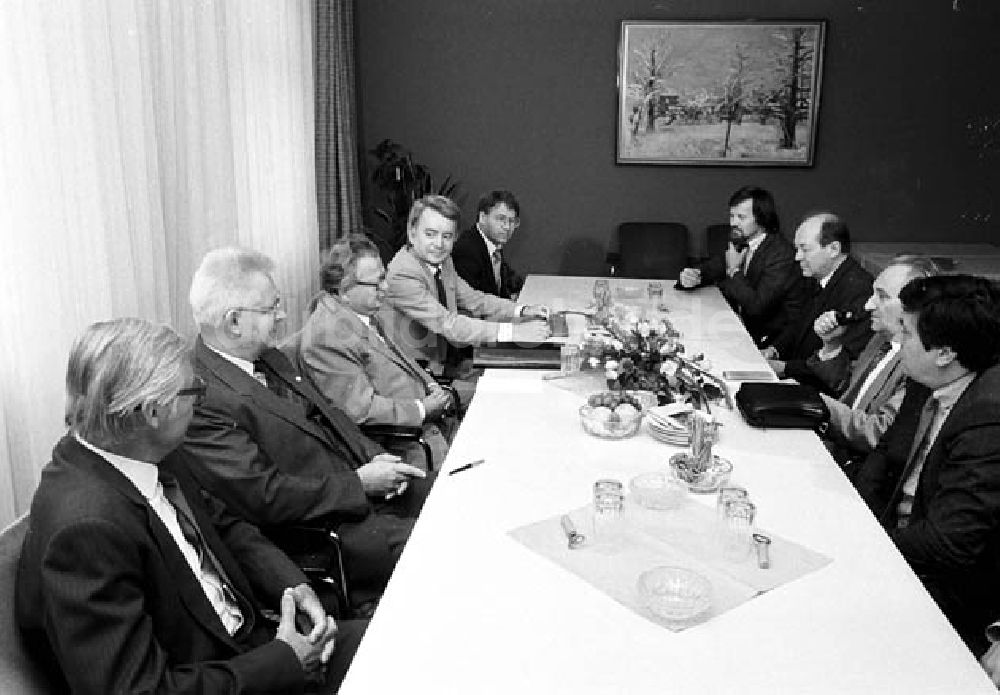 DDR-Fotoarchiv: Berlin Pankow - Treffen Gen