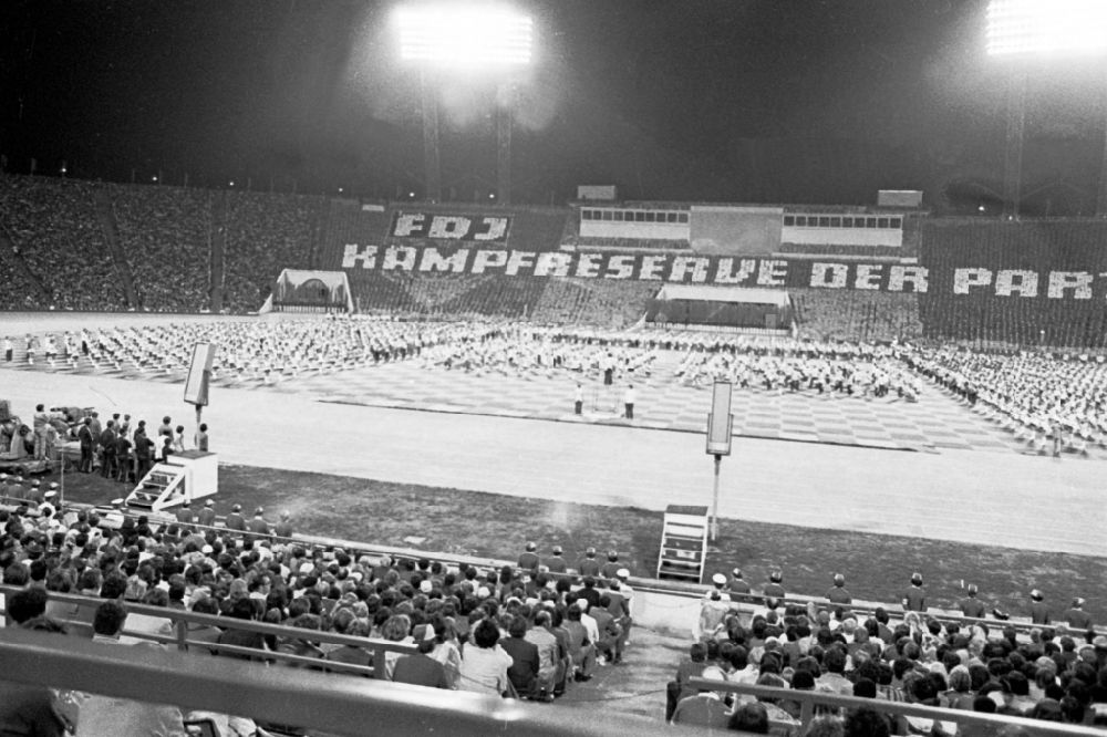 DDR-Bildarchiv: Leipzig - Turn- und Sportfest Spartakiade in Leipzig in Sachsen in der DDR