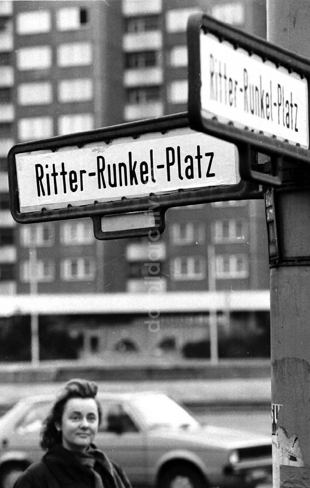 Berlin: 14.02.92 Umbnennung des Leninplatzes in Ritter-Runkel-Platz