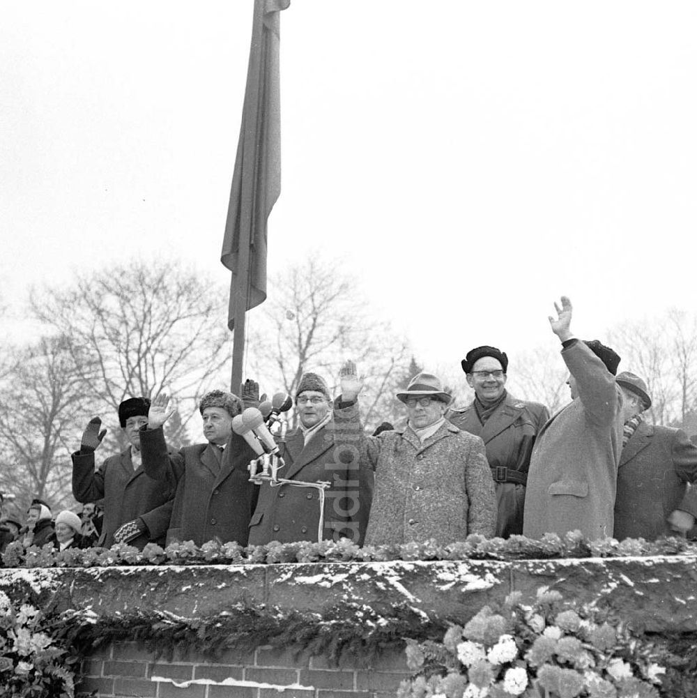 DDR-Bildarchiv: Berlin - Umschlagsnr.: 1965-42