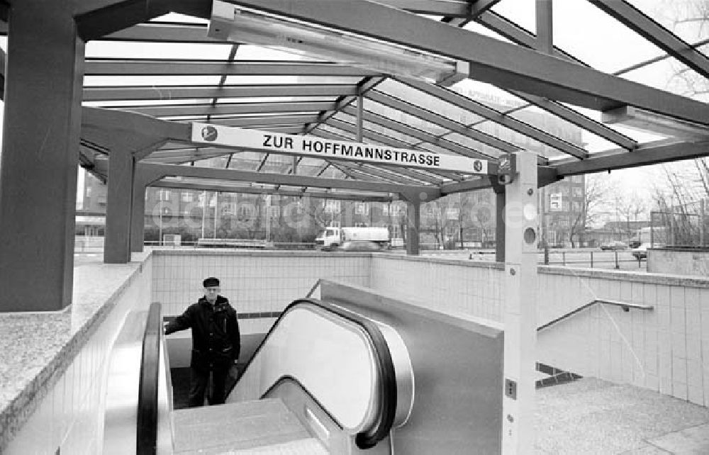DDR-Bildarchiv: Berlin - Umschlagsnr.: 1994-09