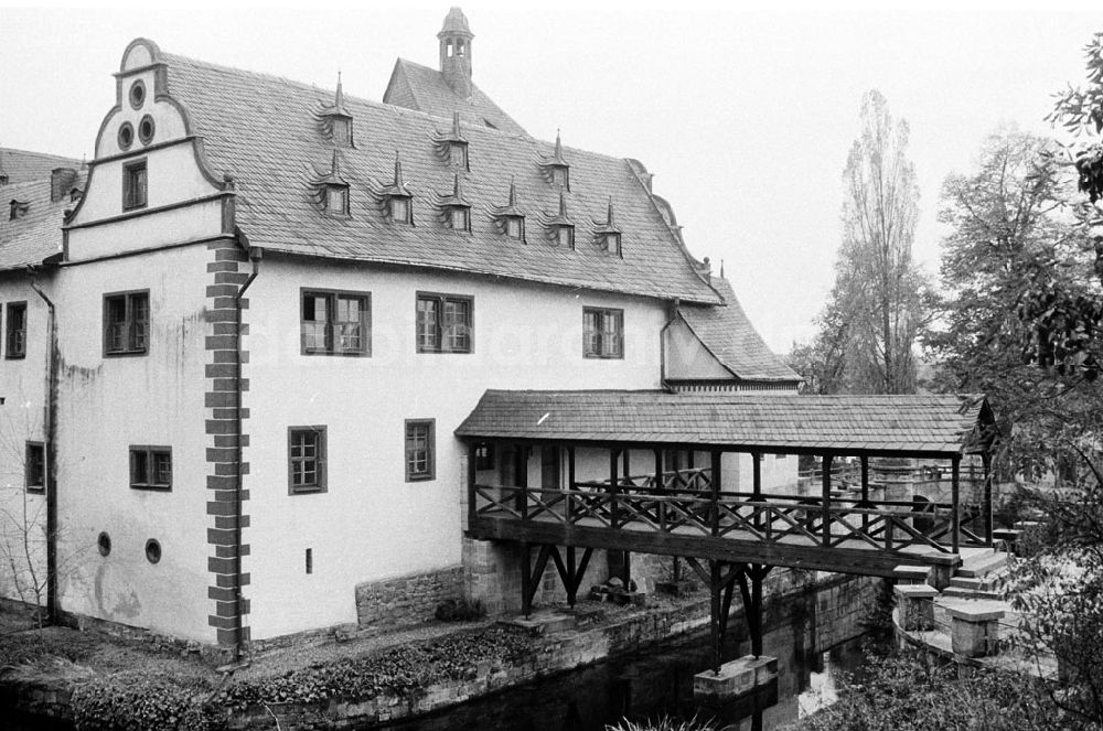 DDR-Fotoarchiv: unbekannt - unbekannt Schloss Kochberg- Aussenansichten 09.11.90 Foto: Grahn Umschlag:1422