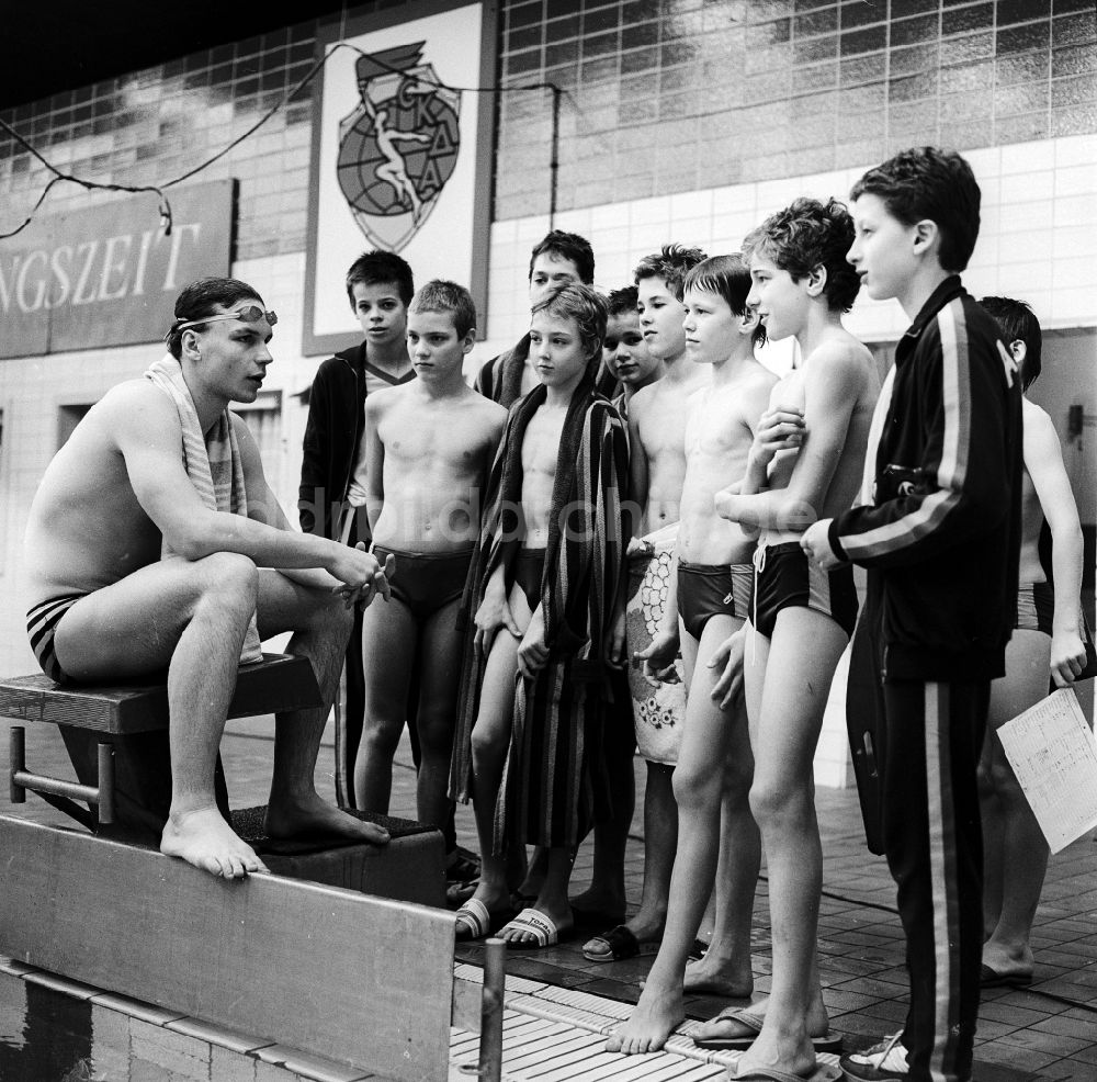 Potsdam: Uwe Daßler, deutscher Leistungsschwimmer beim ASK Potsdam, in Potsdam in Brandenburg in der DDR