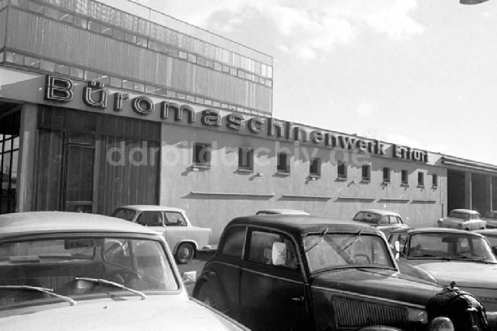 DDR-Fotoarchiv: Erfurt - VEB Optima Büromaschinenwerk Erfurt