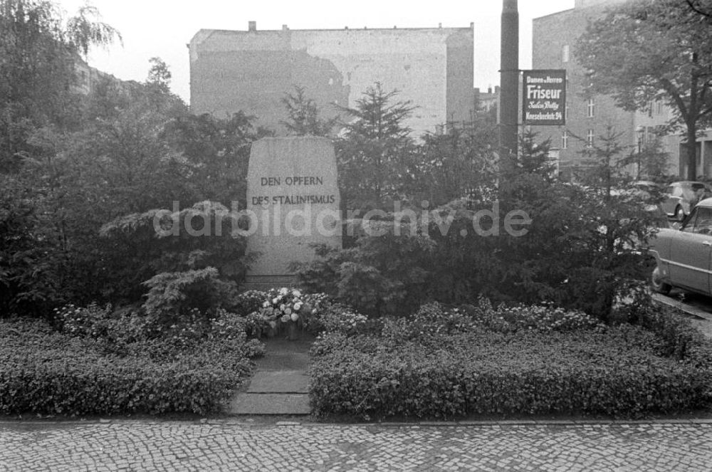 Berlin: Westberlin - Den Opfern des Stalinismus 1958
